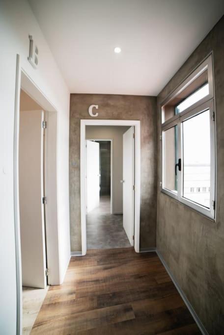 Apartment Super - Silver